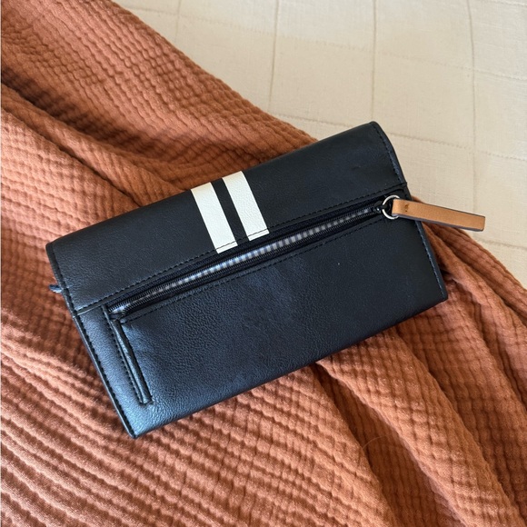 NWOT Nautica Wallet - Picture 4 of 4